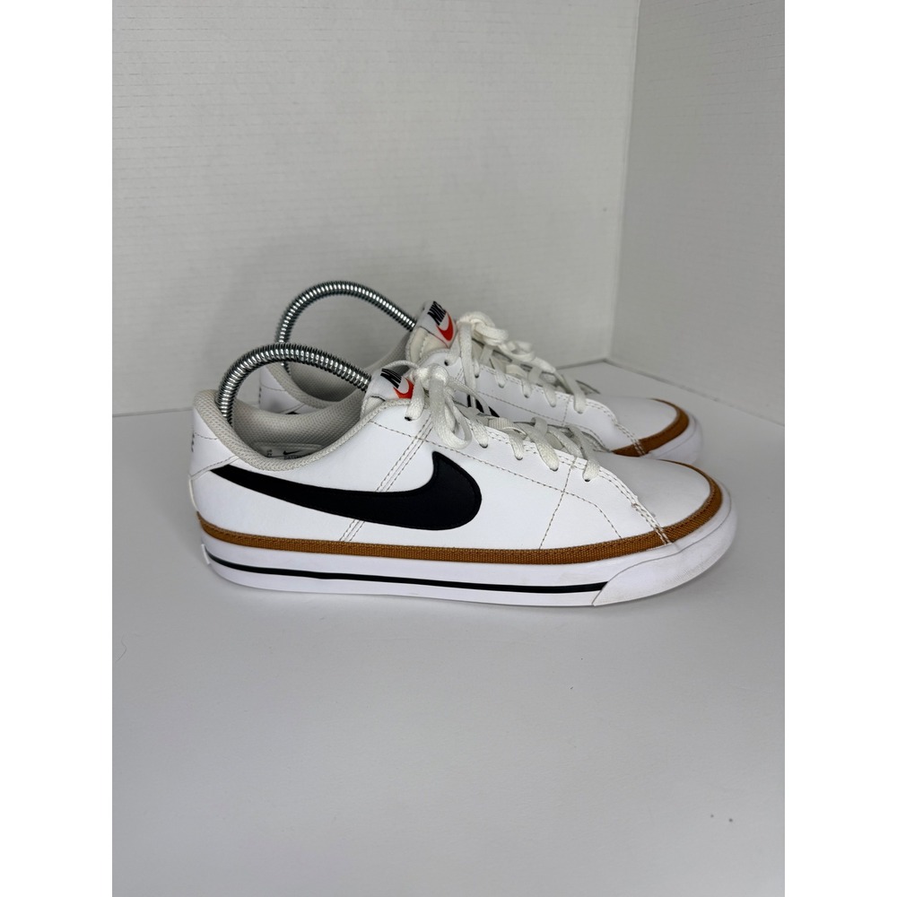Nike Court Legacy‎ Kids 7Y White Black DA5380-102 Tan Trim Low Top SportyTennis